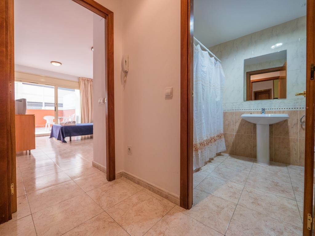 Apartaments Ar Easy Santa Anna II Lloret de Mar Esterno foto
