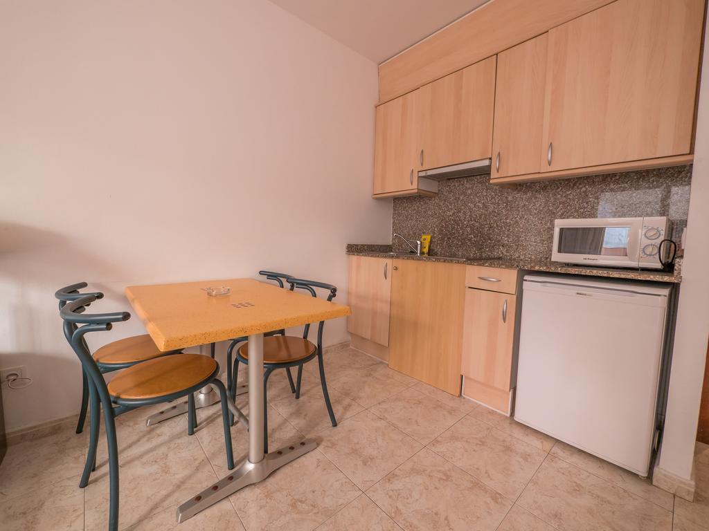 Apartaments Ar Easy Santa Anna II Lloret de Mar Esterno foto