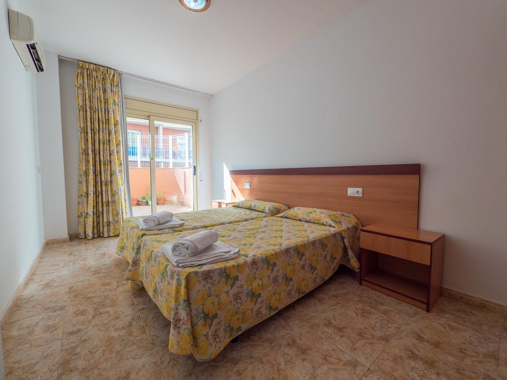 Apartaments Ar Easy Santa Anna II Lloret de Mar Esterno foto