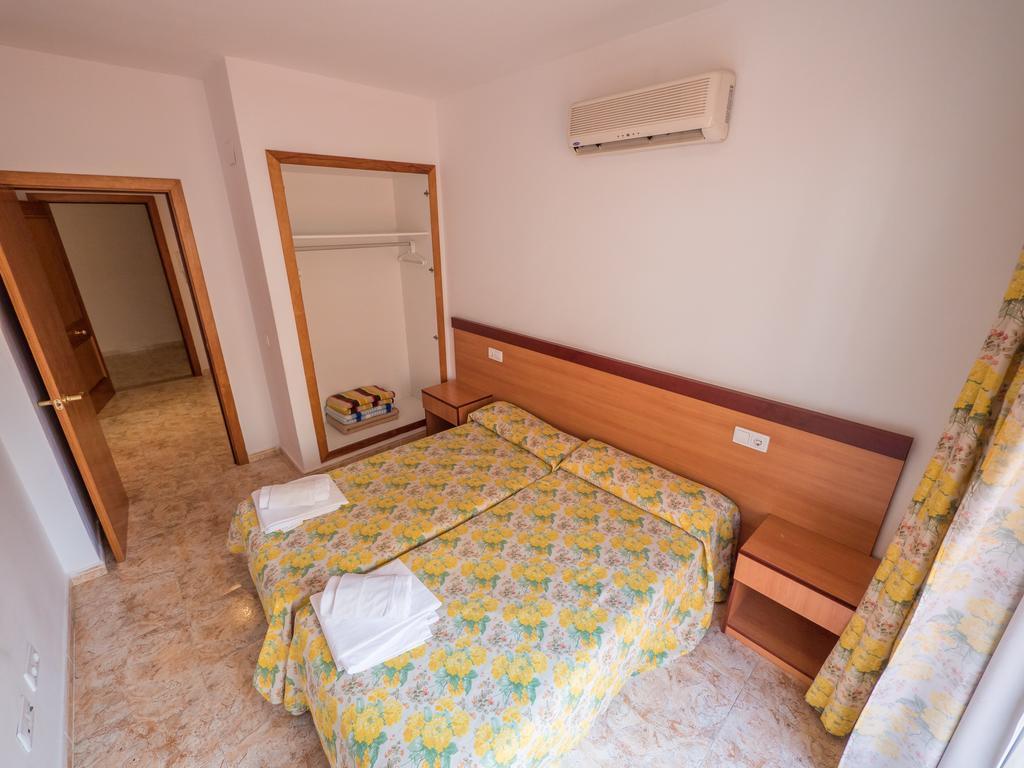 Apartaments Ar Easy Santa Anna II Lloret de Mar Esterno foto
