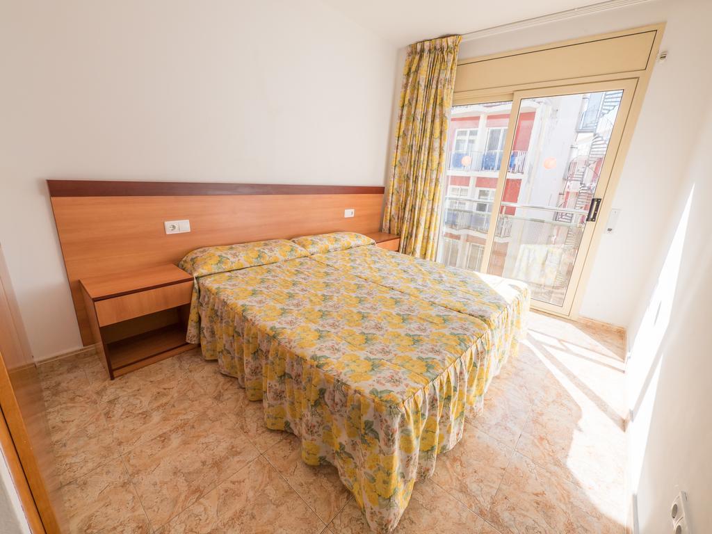 Apartaments Ar Easy Santa Anna II Lloret de Mar Esterno foto