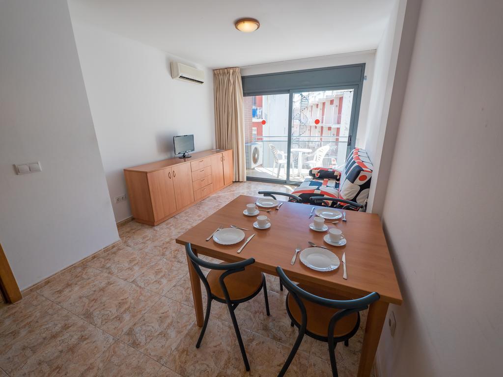 Apartaments Ar Easy Santa Anna II Lloret de Mar Esterno foto